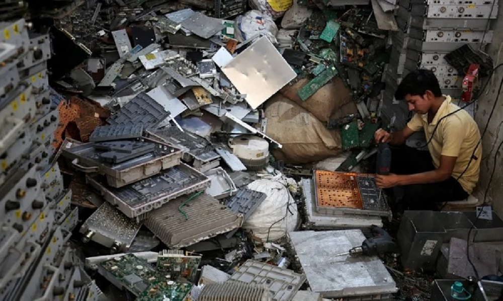 Read more about the article Top Tips on How to Sell Old IT Equipment in Abu Dhabi- Expert Tips